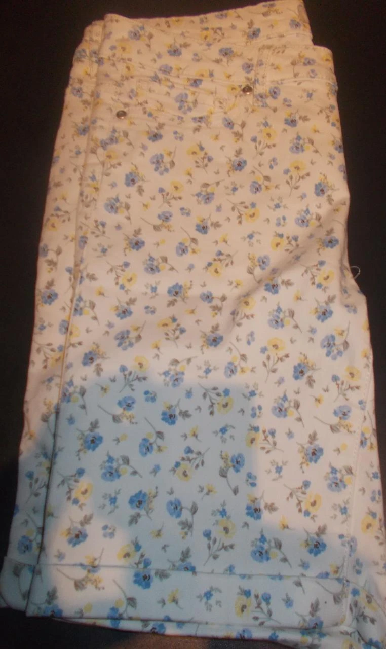 Magnificent women's Bermuda shorts, size 38 – photo 3